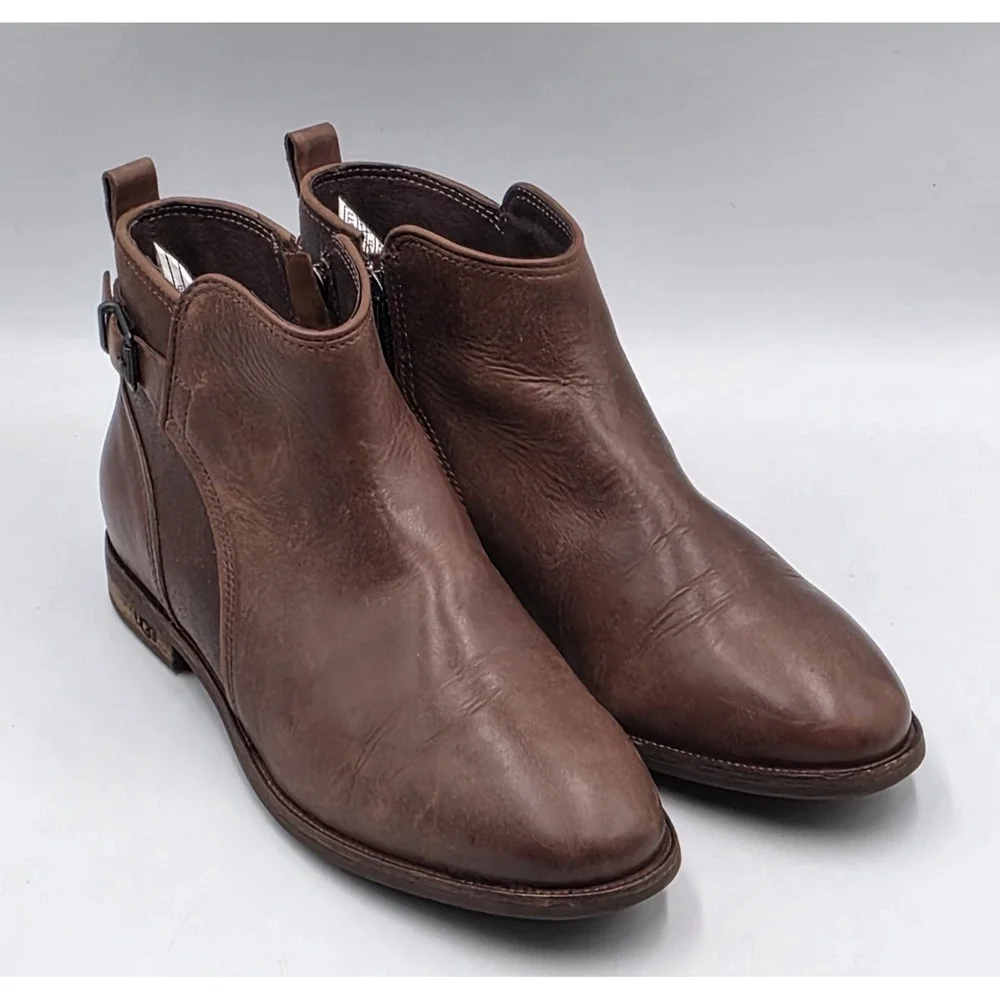 UGG Demi‎ Boot Womens 6 Brown Leather Shearling Lined Ankle Zip Buckle